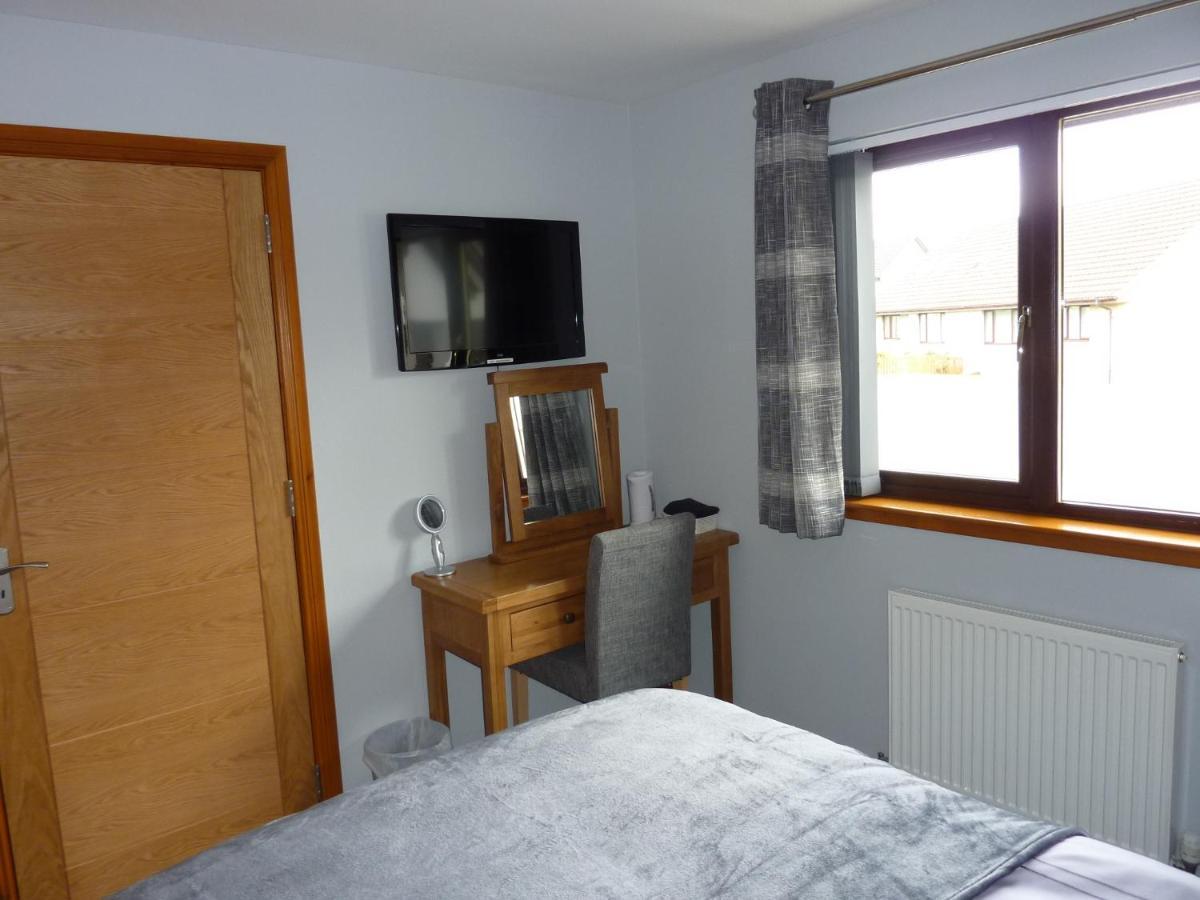 Inverness. Private Double Room With En Suite. Room Only. Buitenkant foto