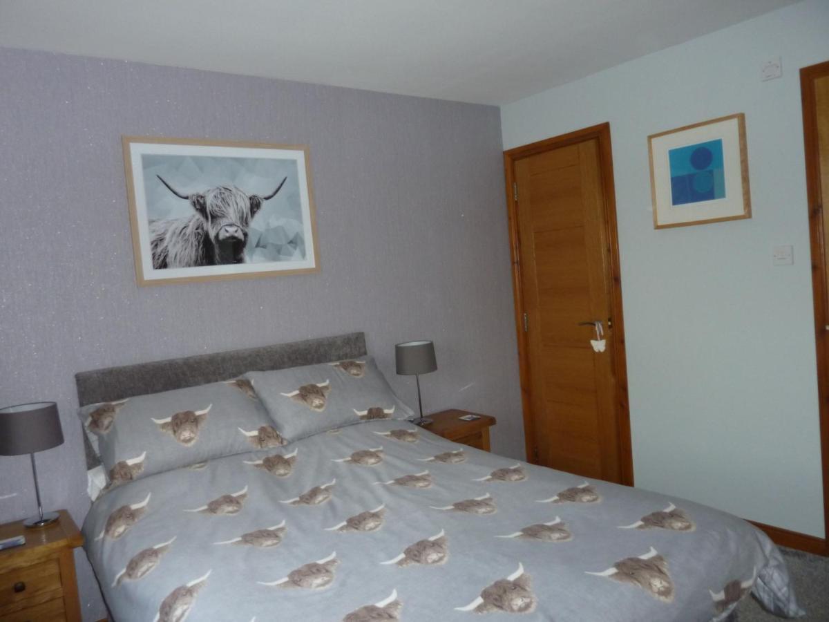 Inverness. Private Double Room With En Suite. Room Only. Buitenkant foto